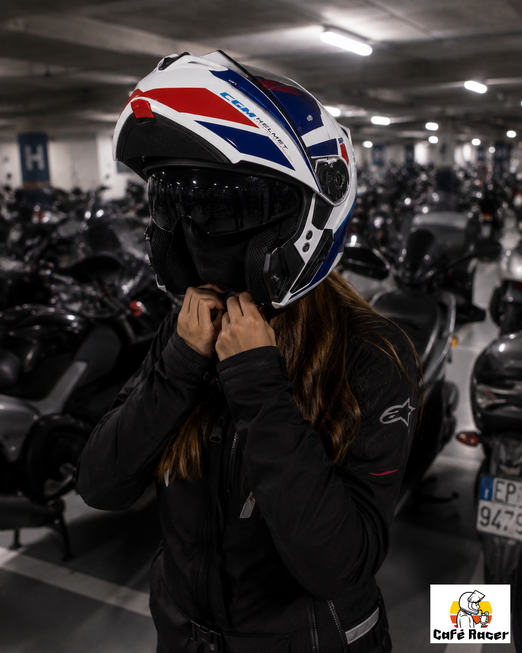 CASCO MODULARE CGM 568 BER SPORT - bianco/blu/rosso lucido