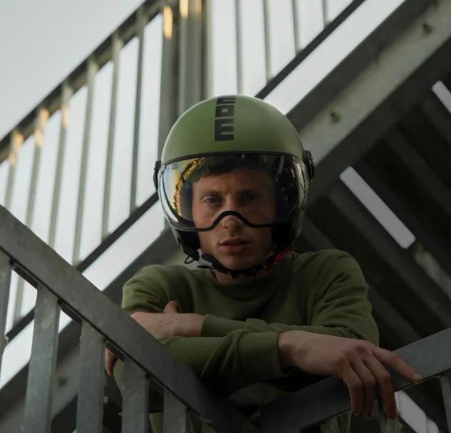 CASCO JET MOMODESIGN FGTR CLASSIC E2206 - verde militare/nero opaco